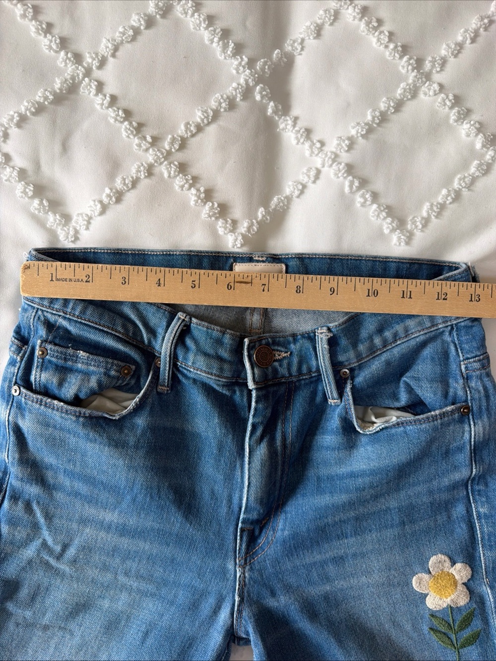 MOTHER Weekender Fray Gold Rush Floral Embroidered Flare Jeans Women’s 26 EUC - Picture 5 of 12